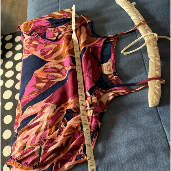 Floral Print Top - Picture 11 of 12